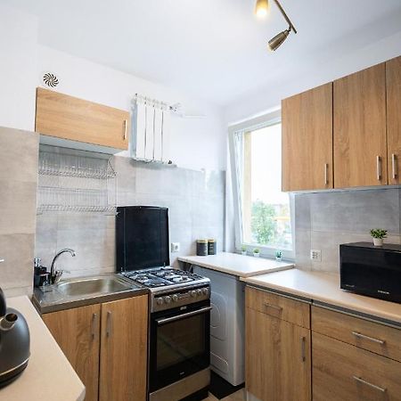 Clicktheflat Stawki Apart Rooms Warsaw Ngoại thất bức ảnh